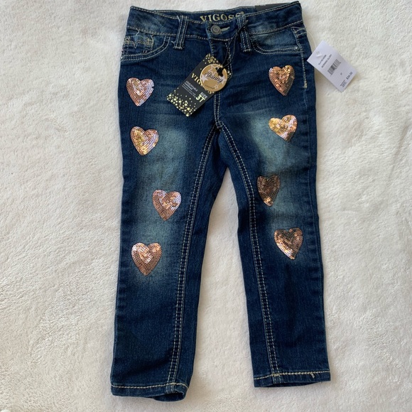 Vigoss Other - NEW VIGOSS 3T skinny girls jeans w/gold hearts